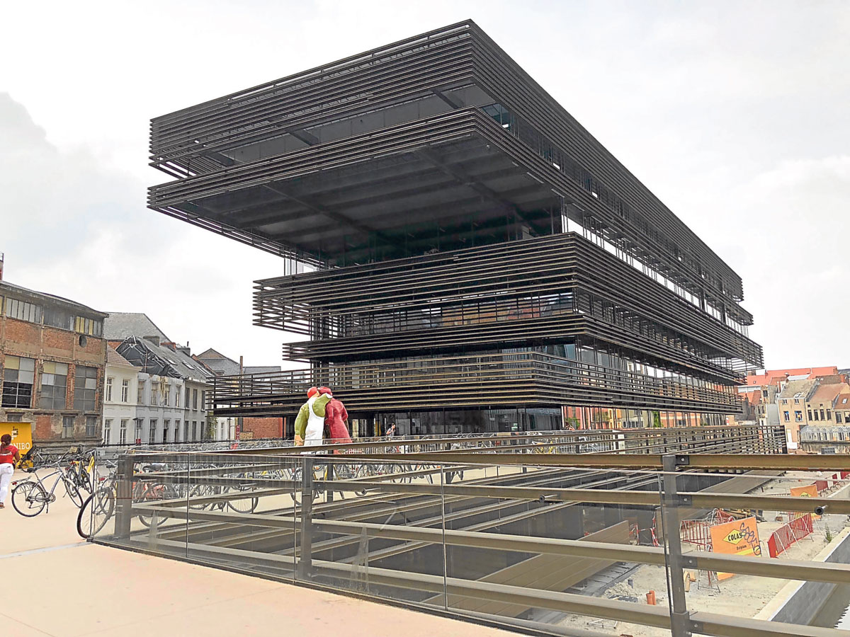 De Krook Library in Ghent. Libraries ensure that knowledge and information are accessible to everyone in the community